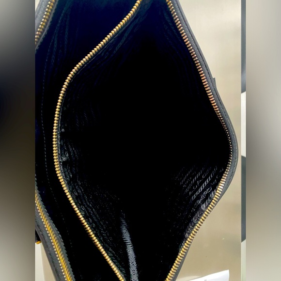 PRADA SAFFIANO LUX O BN1786 BAG, AUTHENTIC WITH PASSPORT - Picture 16 of 16